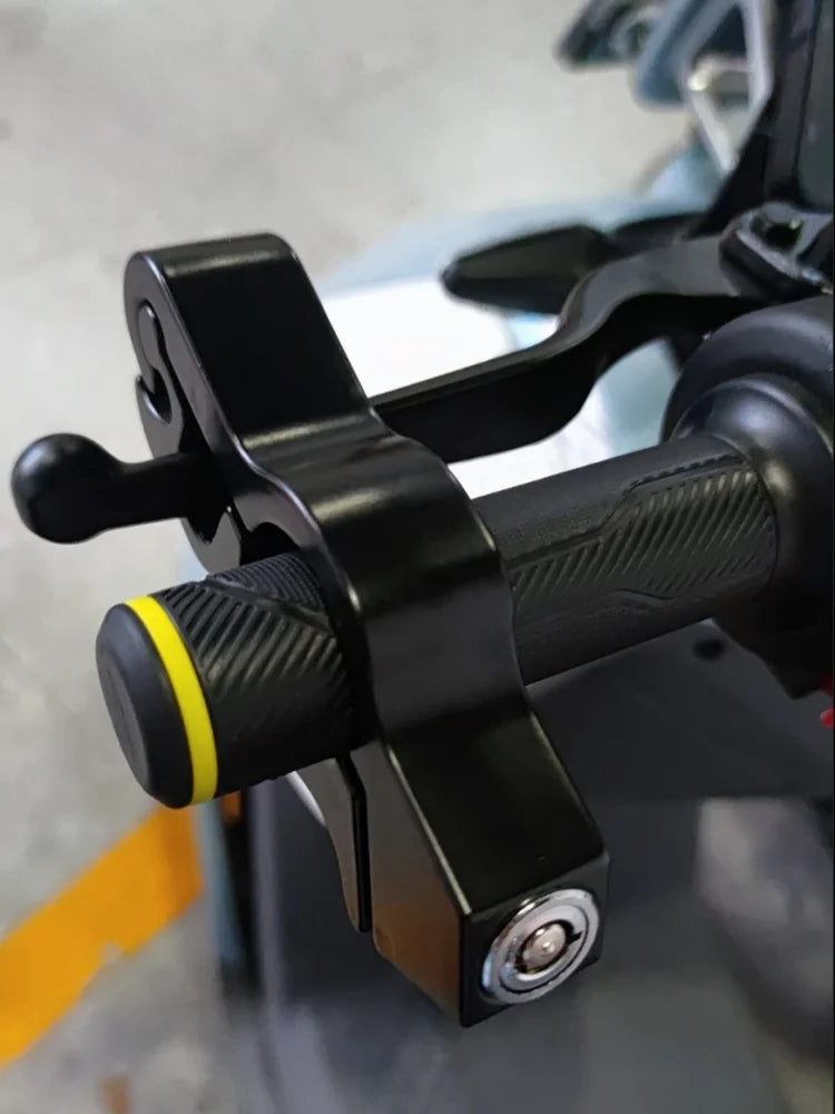 Bike brake lock red colour installed - view 2